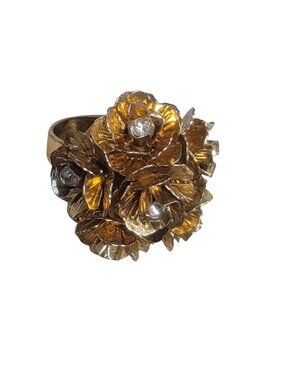 Vintage Gold tone Floral Dome Cluster Ring With Rhinestone Accents Size 5